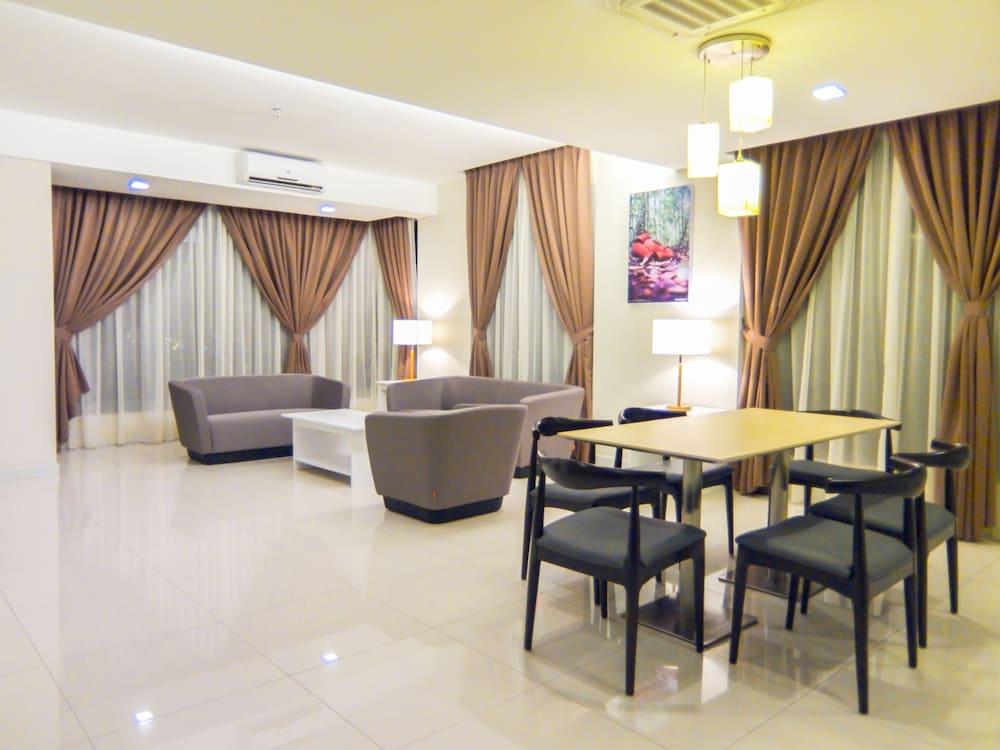 Sky Hotel Kota Kinabalu Exteriér fotografie